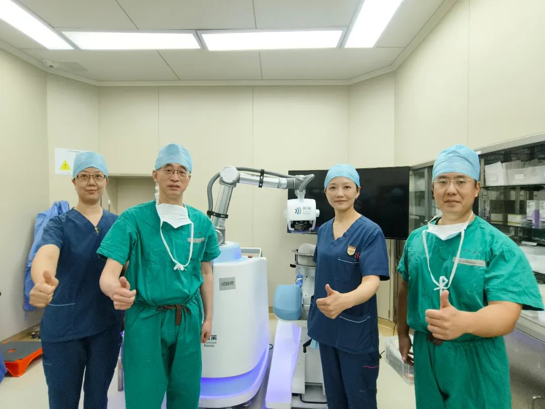 首款国产植发机器人完成临床试验入组